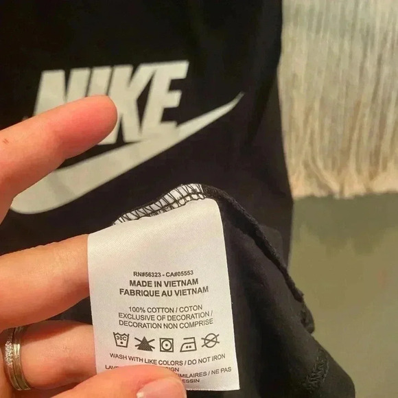 NIKE WOMENS BLACK TANK TOP ATHLETIC WORKOUT MUSCLE TANK SMALL - Picture 4 of 8